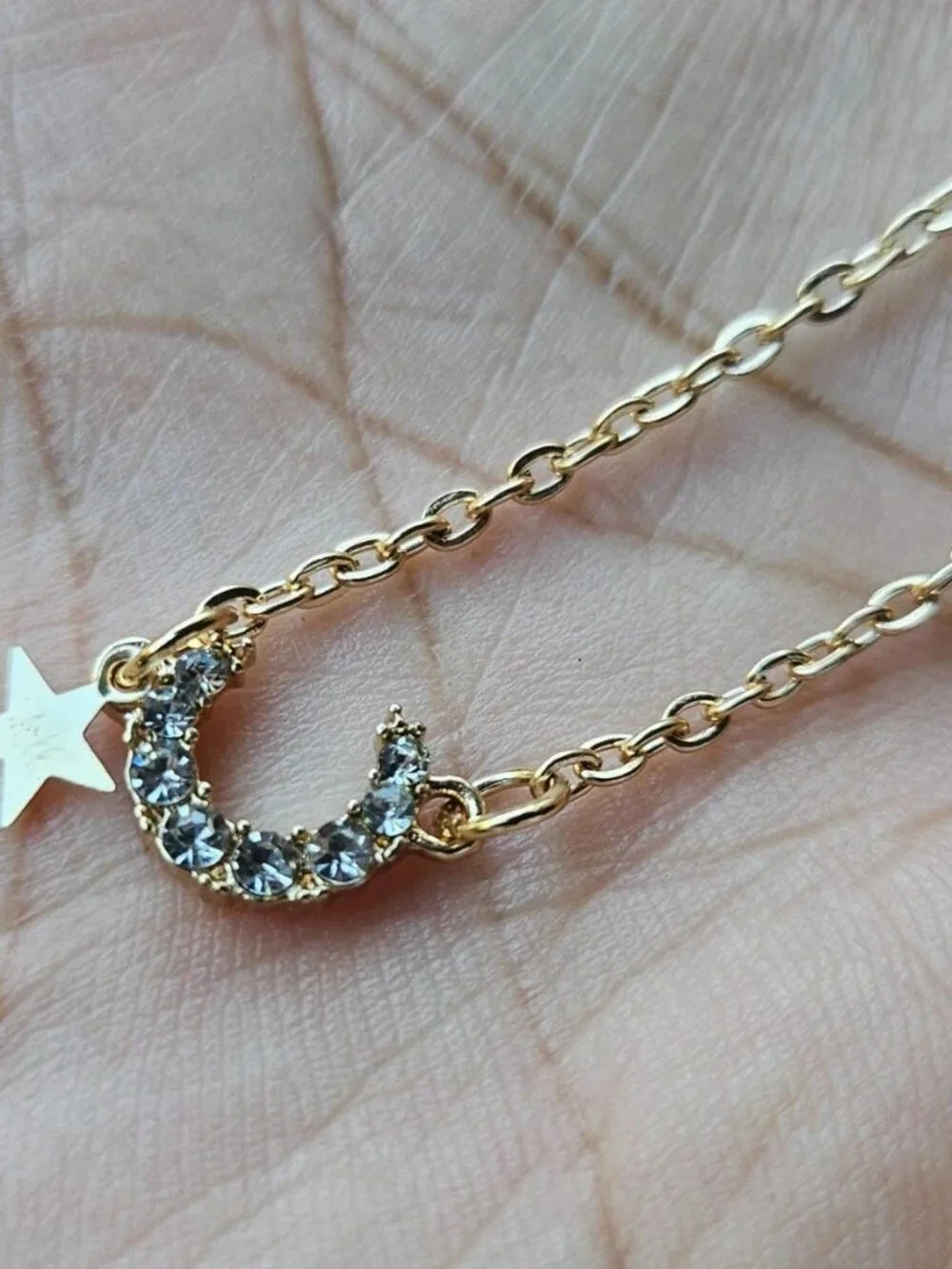 Crecent Moon Star pendant Necklace Gold Tone Fashion Jewelry Necklace New